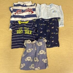 5 piece baby boy pajama bundle; 9 months; Carter’s brand